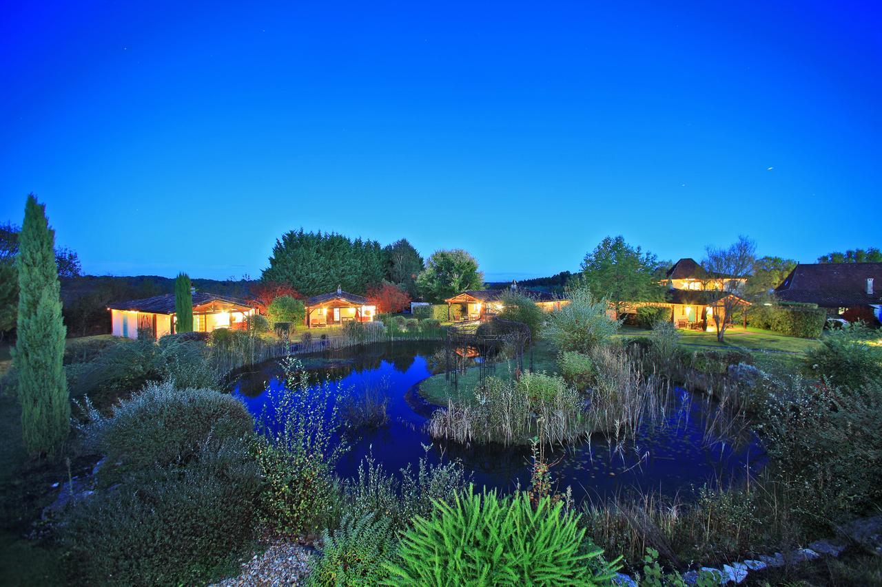 Au Jardin Fleuri Hotel Bosset Exterior foto